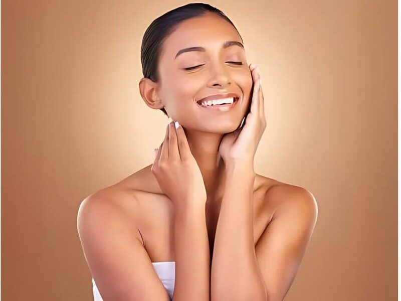 Best 6 Face Yoga Exercises for Anti-Aging: Ways To Look Younger Naturally 2 1000017561