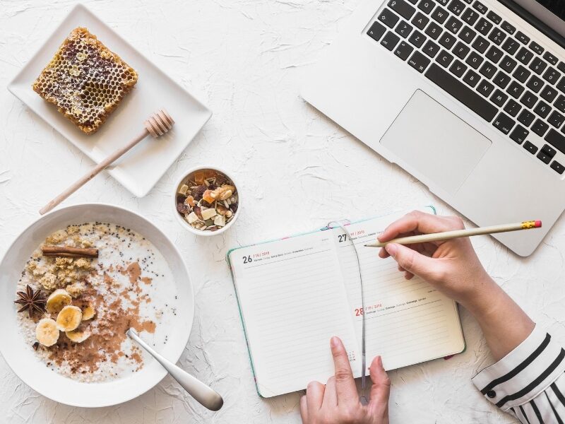 Best 6 Strategies to stay consistent with your goals, Daily Motivation & Habit Tips 2 20250712 004730 0004