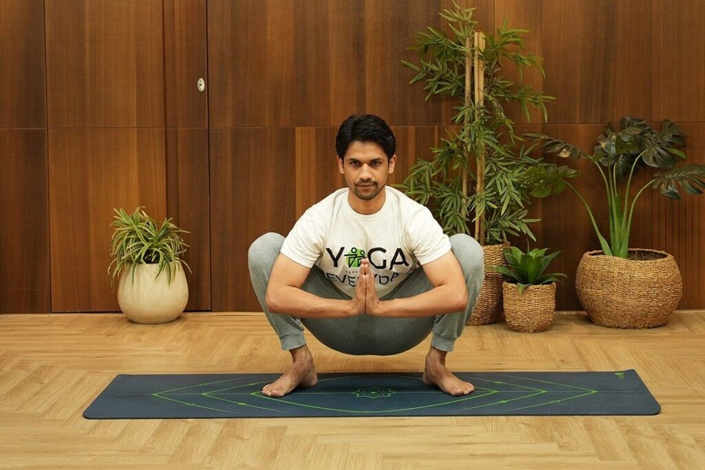 10 Effective Yoga Asanas for PCOD 6 Malasana