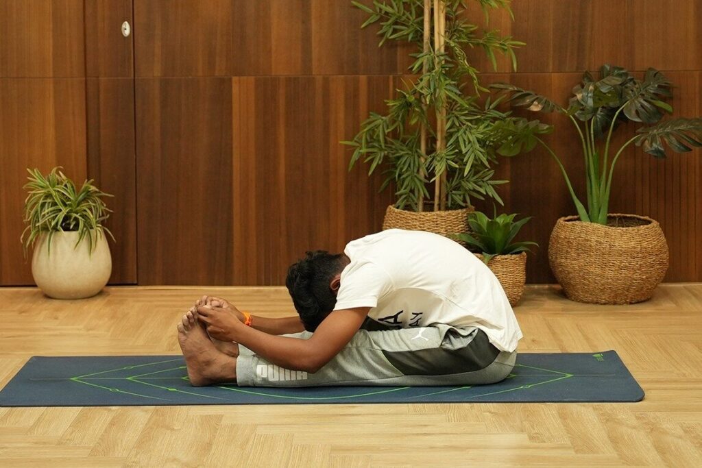 10 Effective Yoga Asanas for PCOD 5 paschimottasana