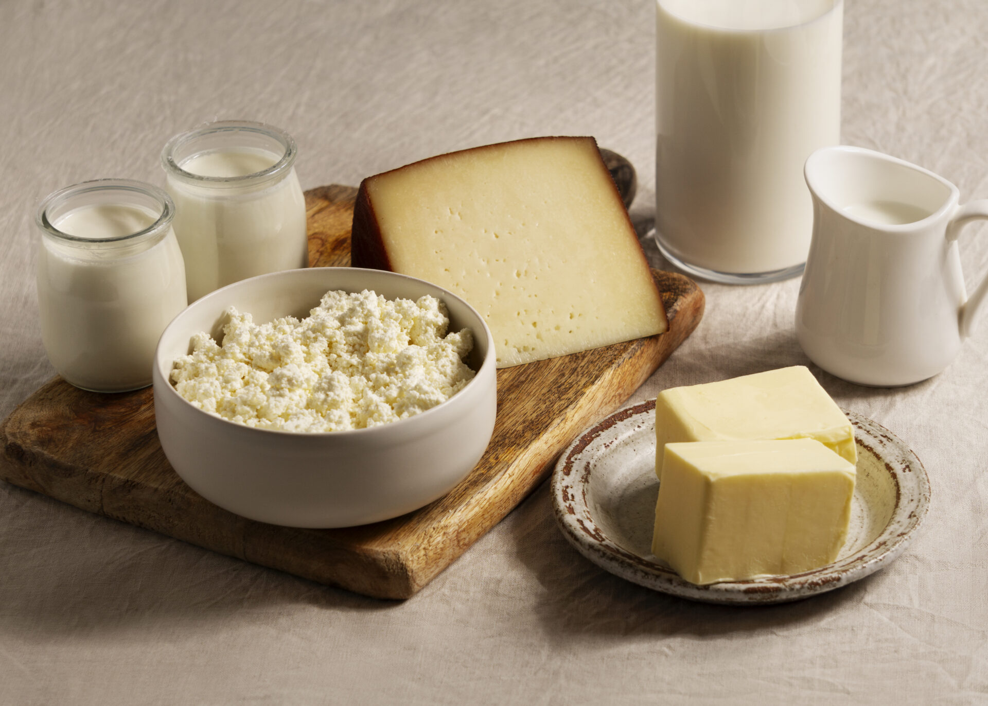 Calcium Deficiency & Calcium Rich Food to Eat: Your Guide to Strong Bones 1 calcium rich foods