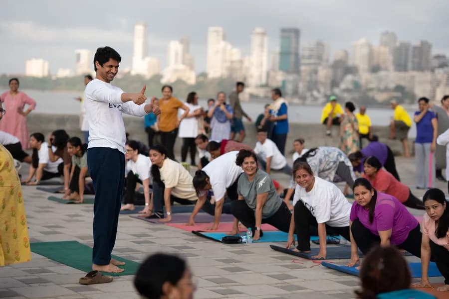 Best Online Yoga Classes in Mumbai