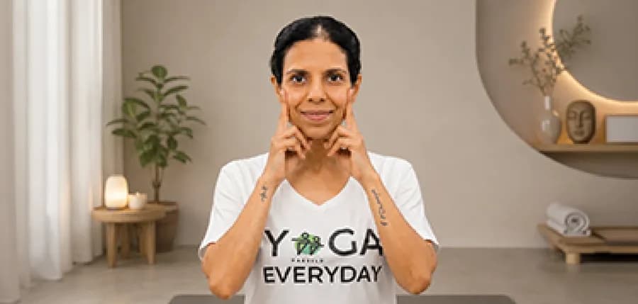 Kashish Makhika Face Yoga Trainer