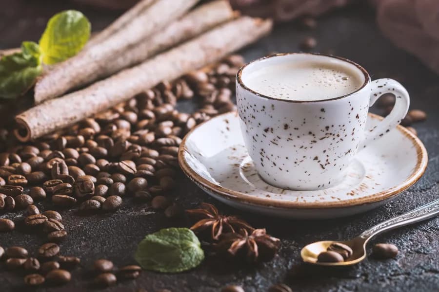 Side Effects of Drinking Tea: Sleep, Iron and Acidity | Habuild