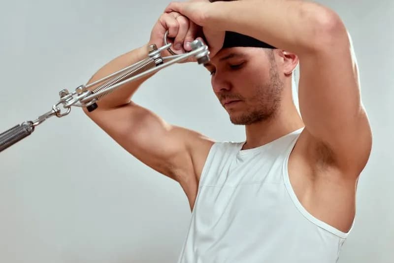 a-young-man-is-engaged-on-a-simulator-in-a-pilates-2026-03-17-17-13-56-utc-1.jpg
