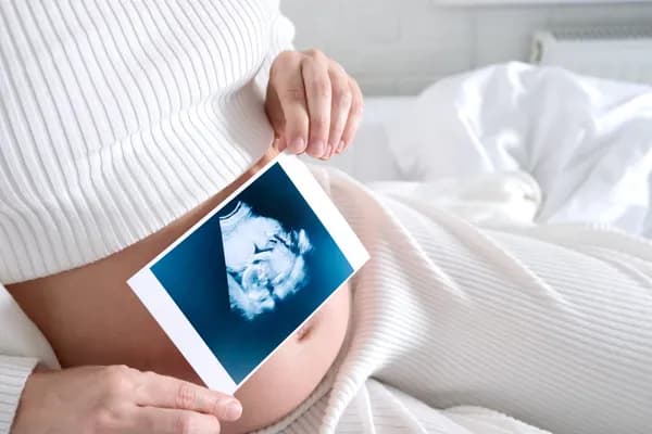 Yoga for the first trimester