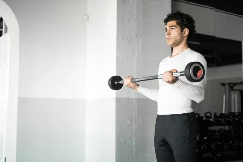 sportsman-trainer-doing-workout-in-the-gym-active-2026-03-23-23-51-38-utc.jpg