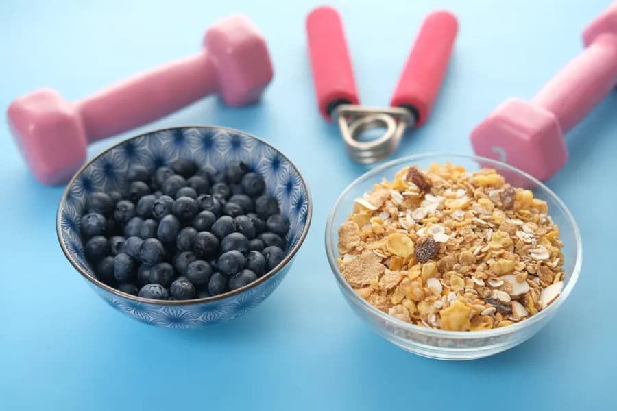 Strength training diet