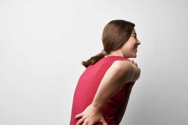 Yoga for Hunchback: Correct Kyphosis, Strengthen the Back and Restore Natural Posture