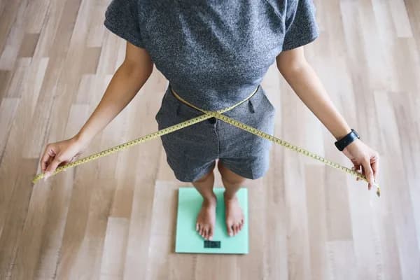 How to Lose Weight in 1 Month — The Realistic Plan